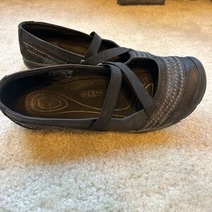 Keen Rivington CNX Crisscross Mary Jane Shoes